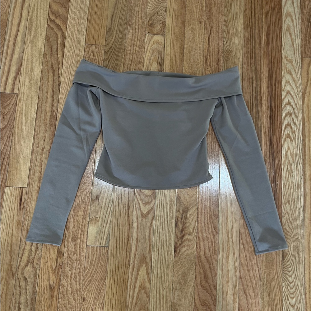 Abercrombie long sleeve NWT